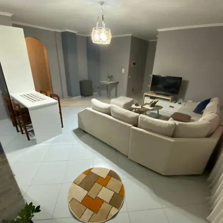 Moni Apartman