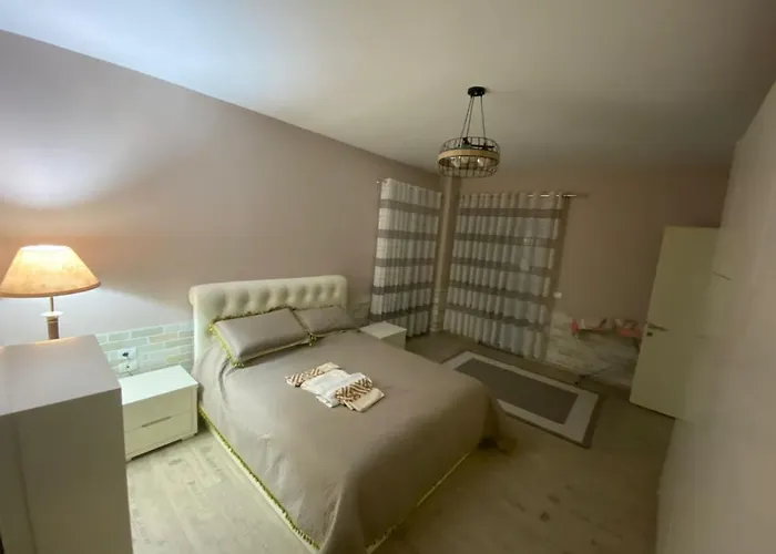 Moni Appartement Korce